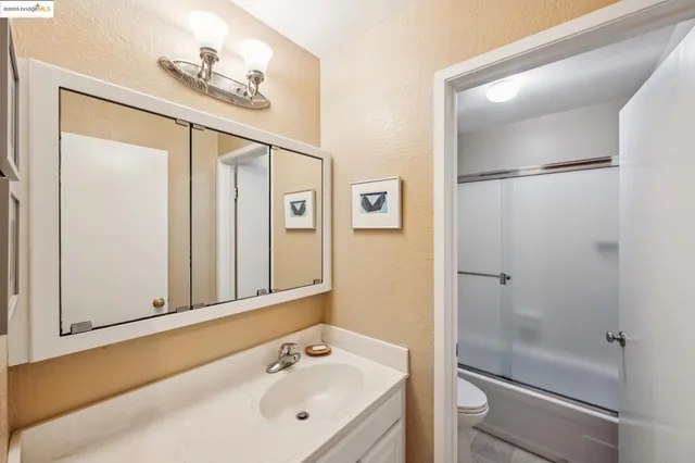 $350,000 | 250 Whitmore Street, Oakland, CA 94611