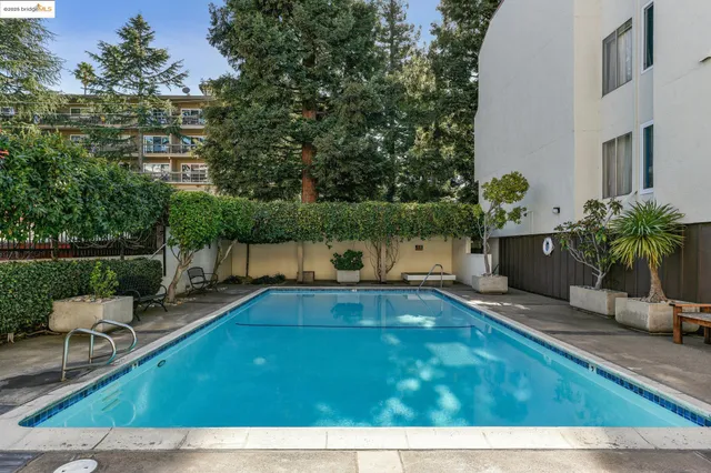 $350,000 | 250 Whitmore Street, Oakland, CA 94611