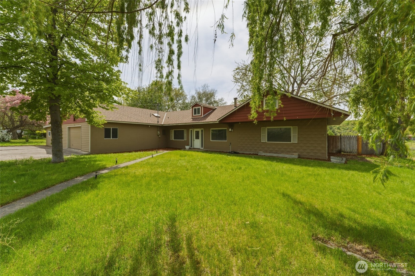 54068 Walla Walla River Road Milton Freewater, OR 97862 - Photo 2 of 35