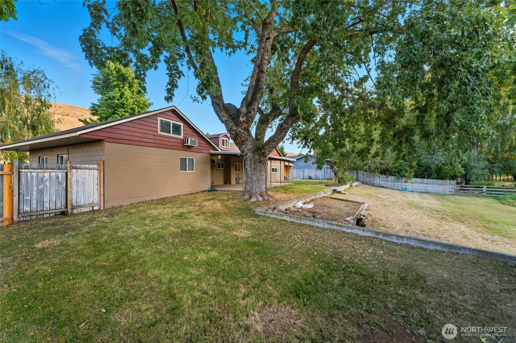 54068 Walla Walla River Road Milton Freewater, OR 97862 - Photo 24 of 35