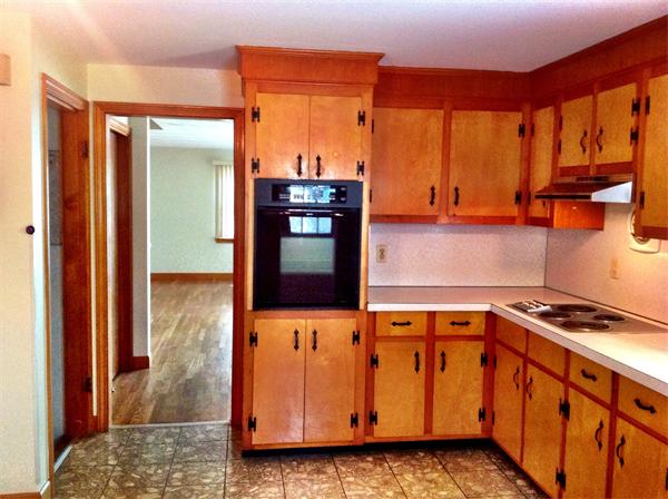 53 Chestnut Road Halifax, MA 02338 - Photo 3 of 17 Gallery Image 3