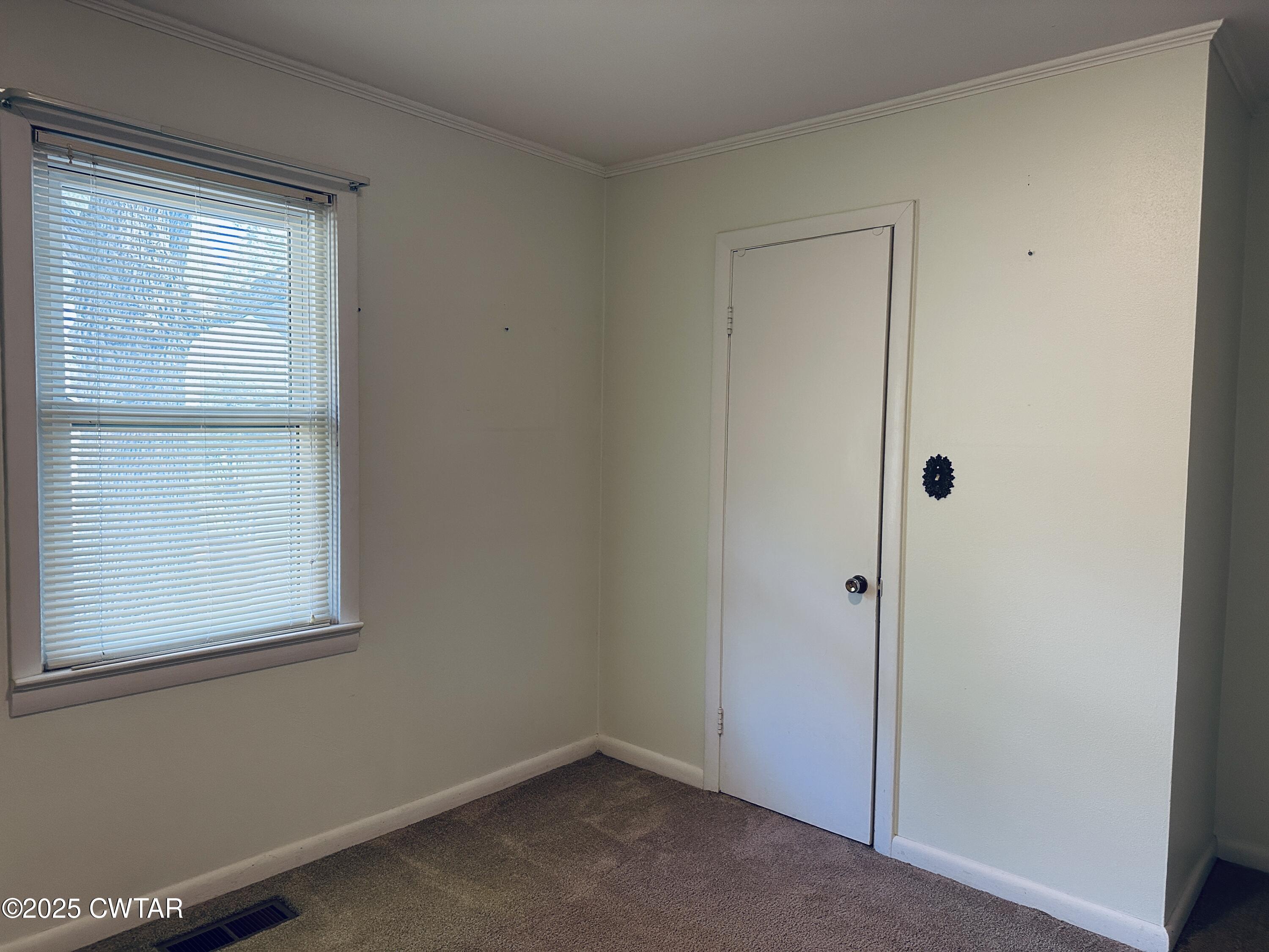 502 West Main Street Rutherford, TN 38369 - Photo 31 of 34 a view of room with window