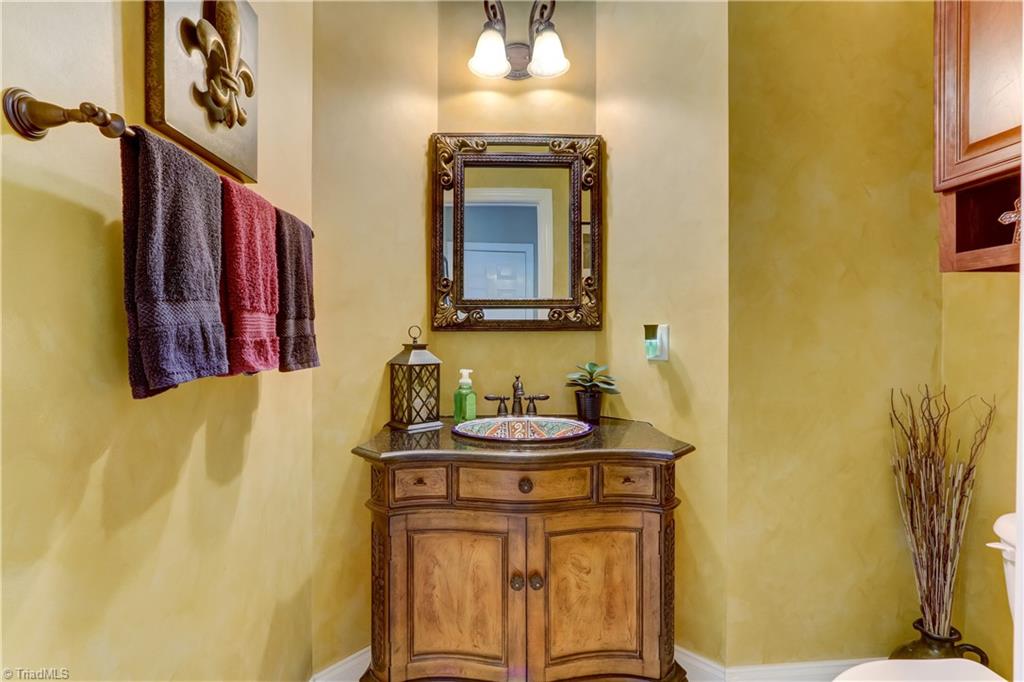 4905 Robdot Drive Oak Ridge, NC 27310 - Photo 24 of 50