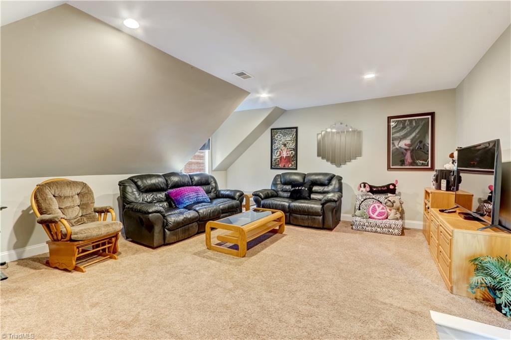 4905 Robdot Drive Oak Ridge, NC 27310 - Photo 35 of 50