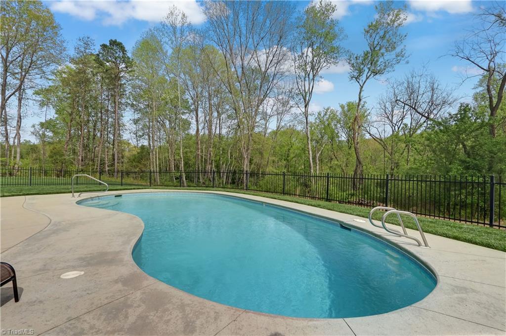 4905 Robdot Drive Oak Ridge, NC 27310 - Photo 43 of 50