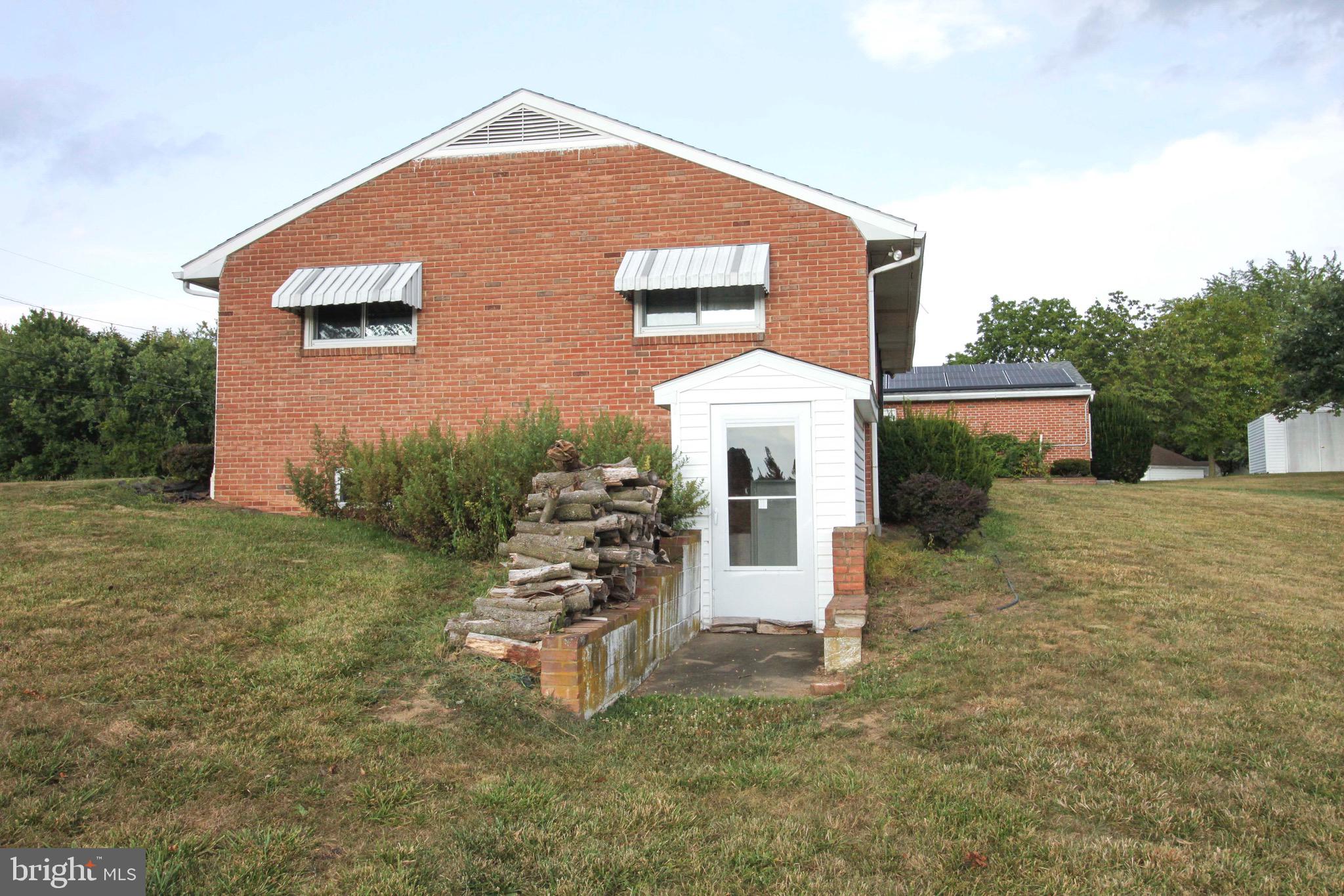 16731 Fairview Road Hagerstown, MD 21740 - Photo 33 of 42 Side Exterior