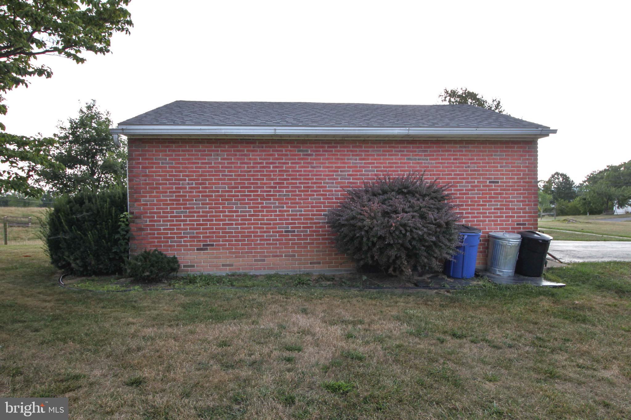 16731 Fairview Road Hagerstown, MD 21740 - Photo 39 of 42 Exterior