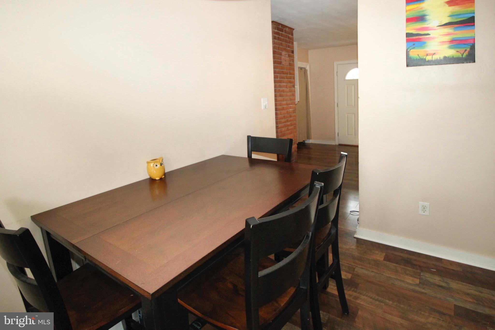 16731 Fairview Road Hagerstown, MD 21740 - Photo 7 of 42 Dining Area Photo 1