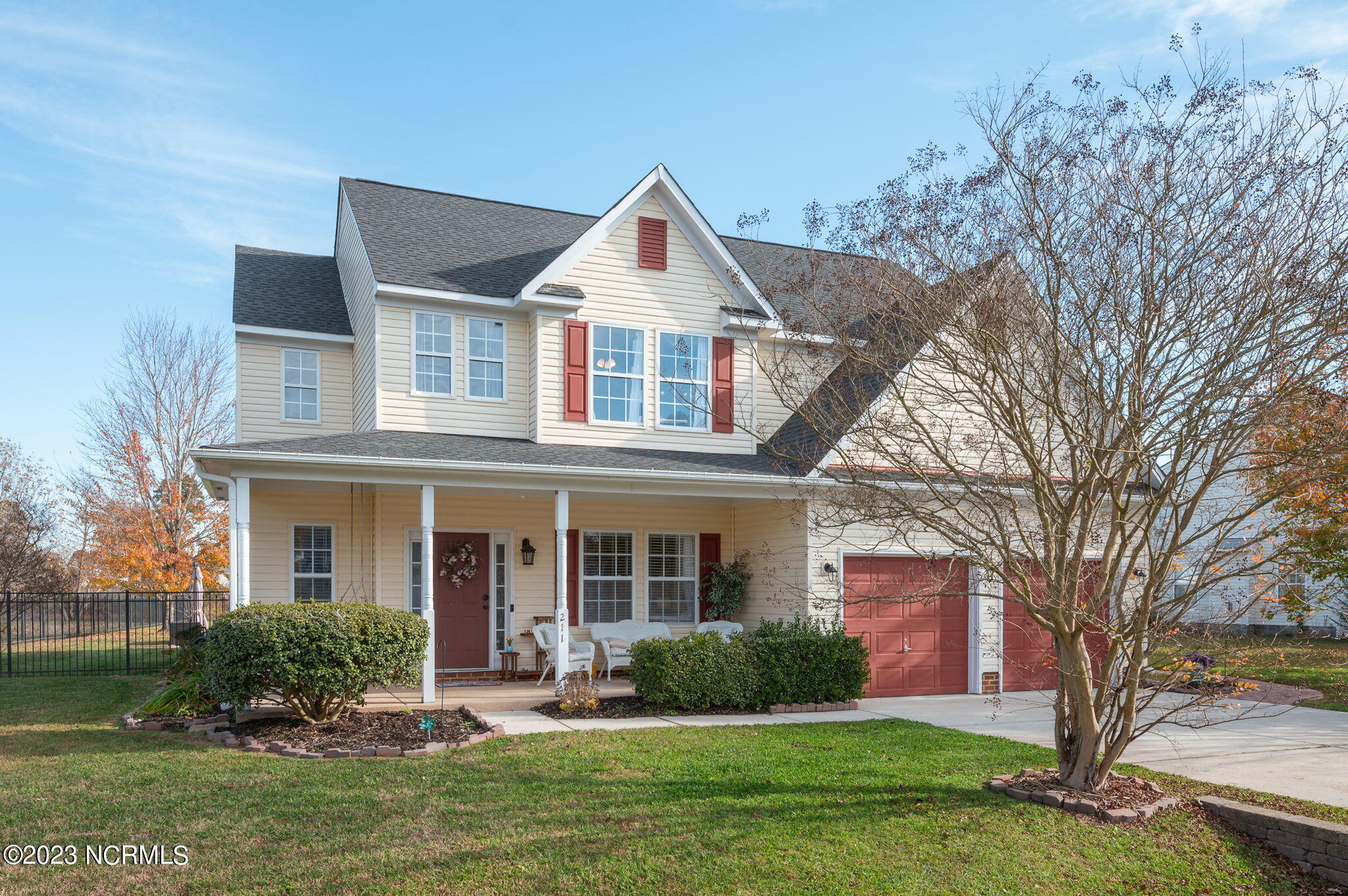 211 Green View Road Moyock, NC 27958 - Photo 1 of 29 Main House Photo