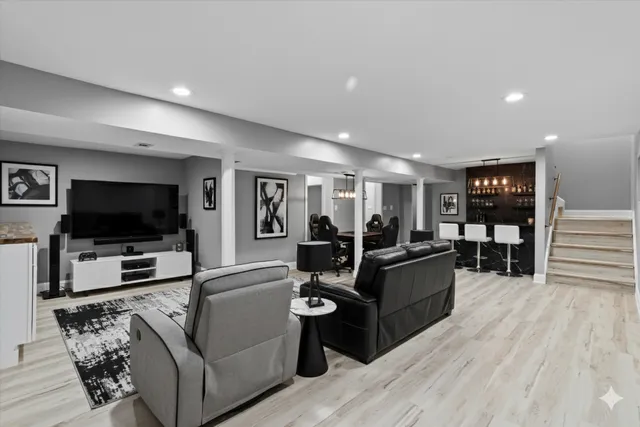 $360,000 | 7646 South Wabash Avenue, Chicago, IL 60619