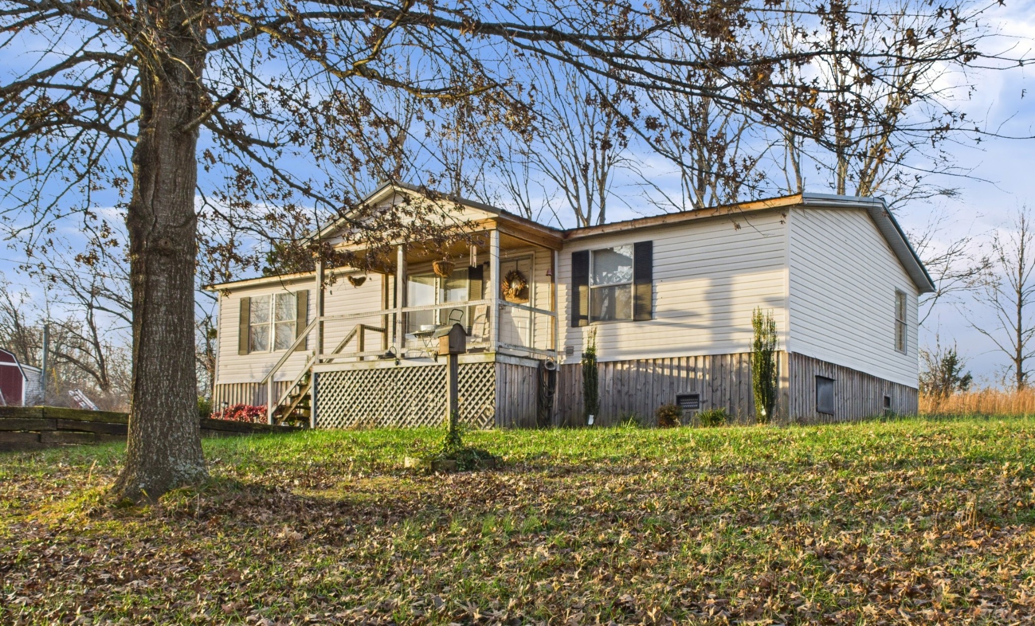 59 Spring Road Morrison, TN 37357 - Photo 2 of 18 a front view of a house with garden