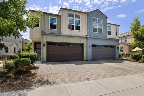 $590,000 | 517 Boyd Street, Santa Rosa, CA 95407