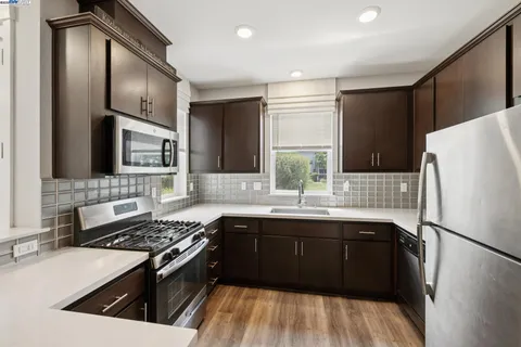 $590,000 | 517 Boyd Street, Santa Rosa, CA 95407