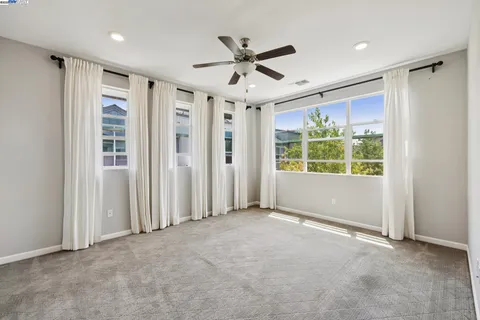 $590,000 | 517 Boyd Street, Santa Rosa, CA 95407