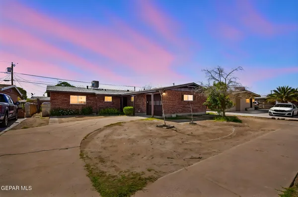 $210,000 | 468 Borrett Street, El Paso, TX 79907