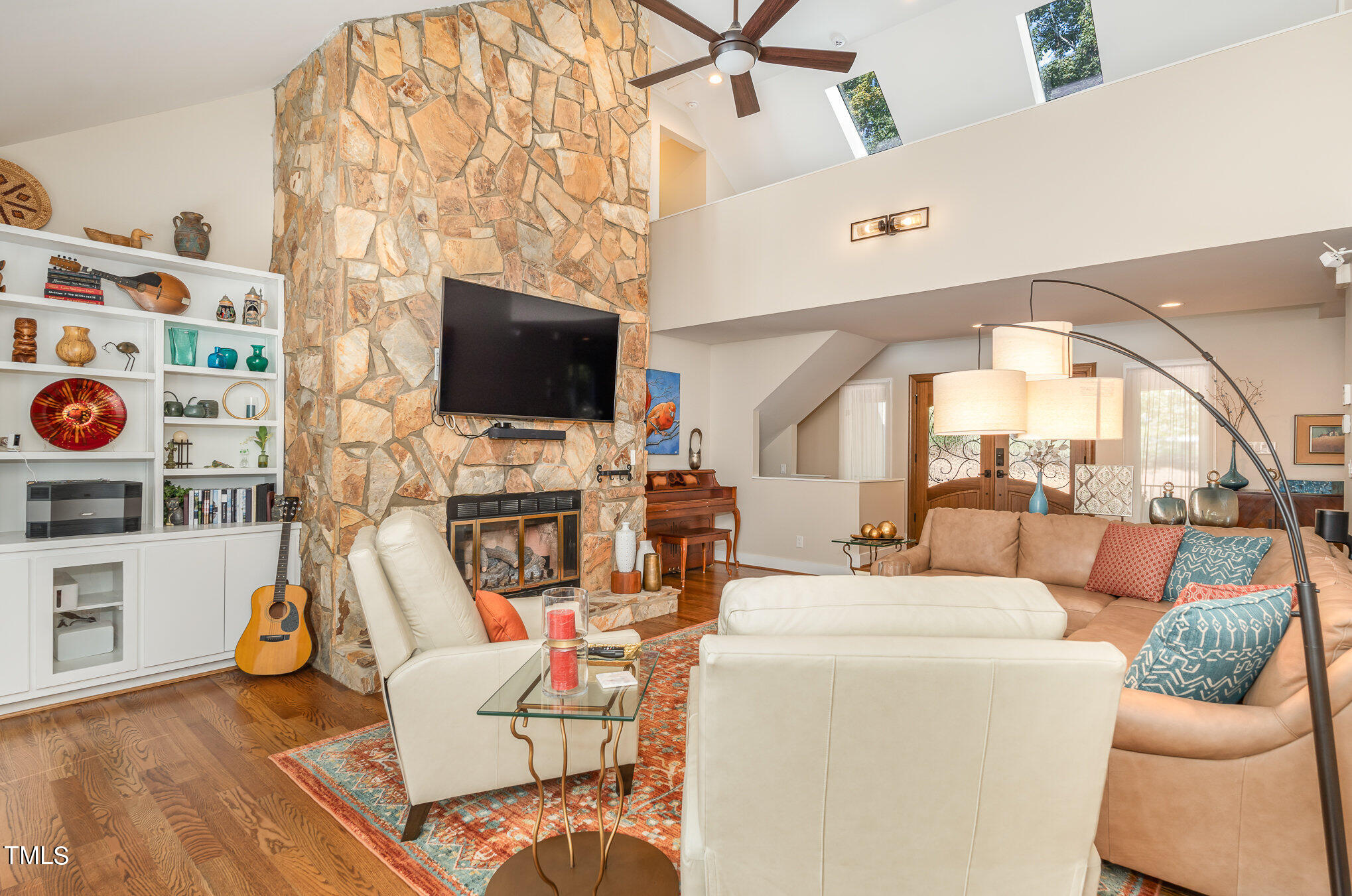10620 Soma Court Raleigh, NC 27613 - Photo 15 of 81 Living Room - Main