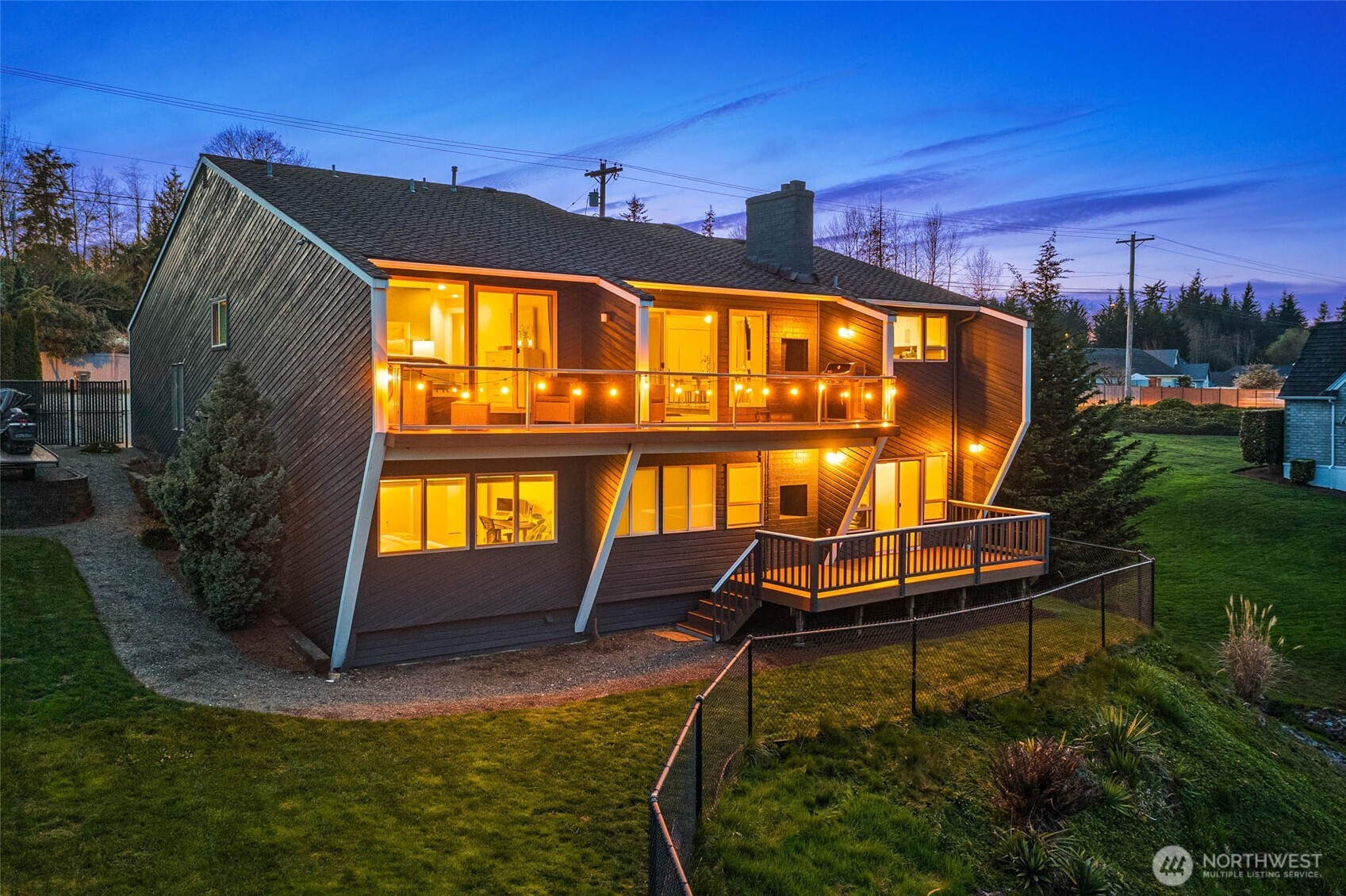 1401 Vernon Road Lake Stevens, WA 98258 - Photo 4 of 40 Gallery Image 4