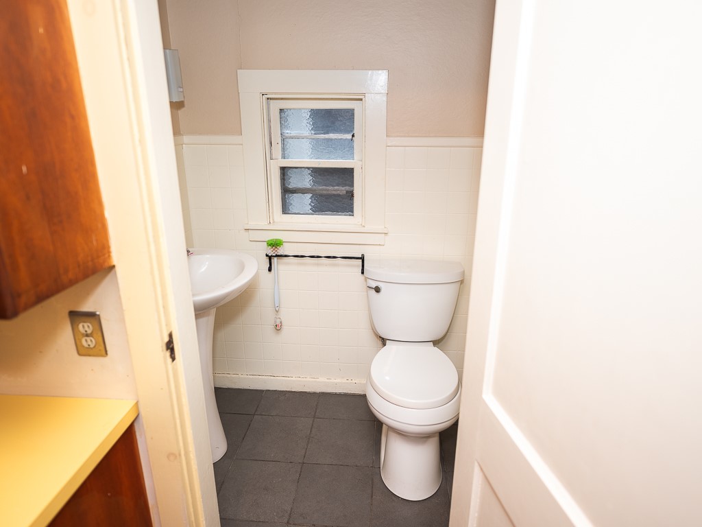 1060 Main Street Coventry, RI 02816 - Photo 17 of 49 Gallery Image 17