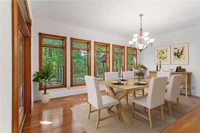 a view of an entryway