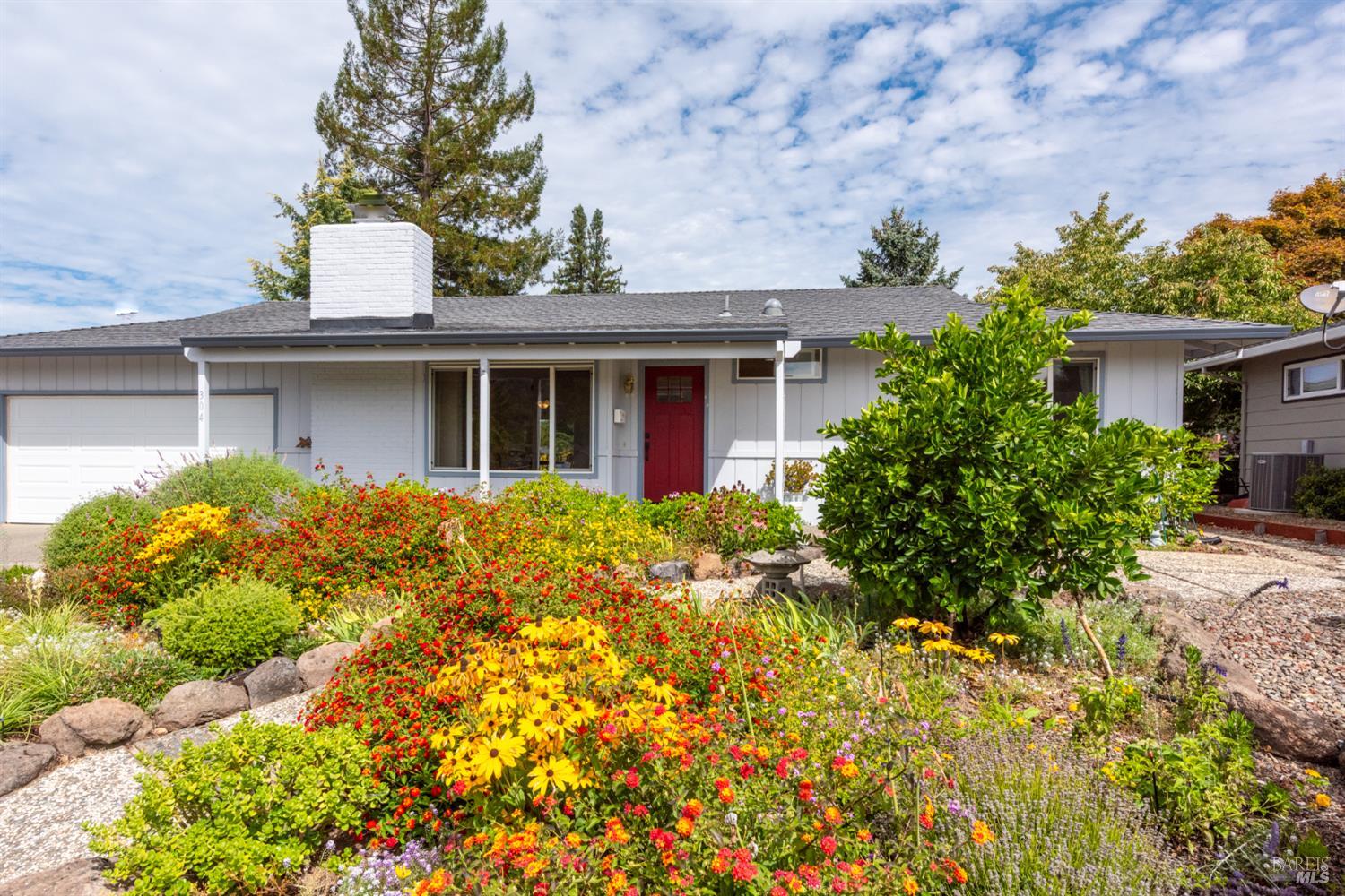 304 Mockingbird Circle Santa Rosa, CA 95409 - Photo 4 of 50 Gallery Image 4