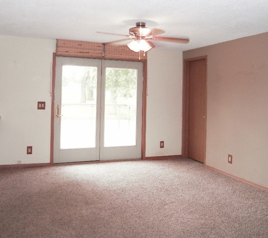 2047 North River Road Oregon, IL 61061 - Photo 4 of 16