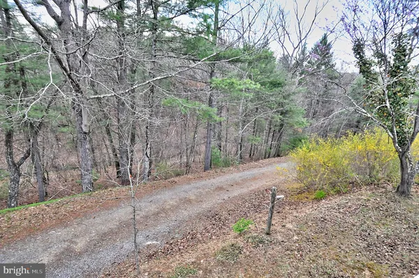 $516,500 | 235 Peppermint Spring Lane, Winchester, VA 22603
