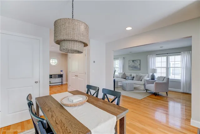 $4,800 | 17 Clinton Street, Newport, RI 02840