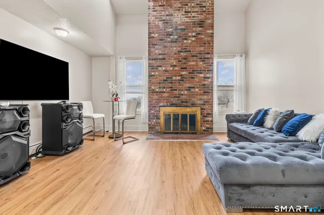 $600,000 | 380 Arch Street, New Britain, CT 06051