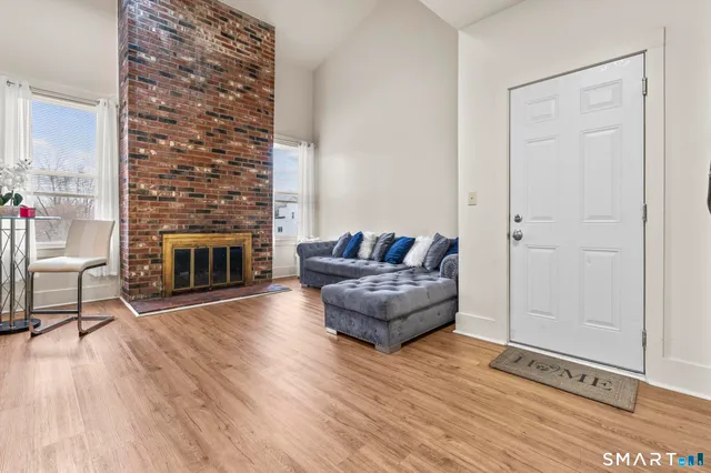 $600,000 | 380 Arch Street, New Britain, CT 06051