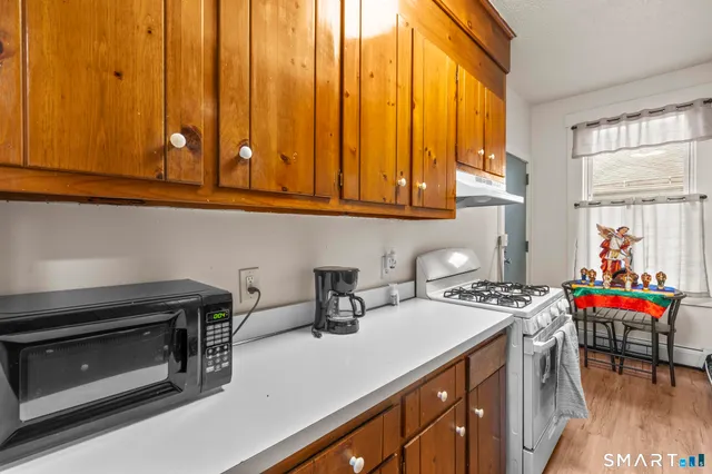 $600,000 | 380 Arch Street, New Britain, CT 06051