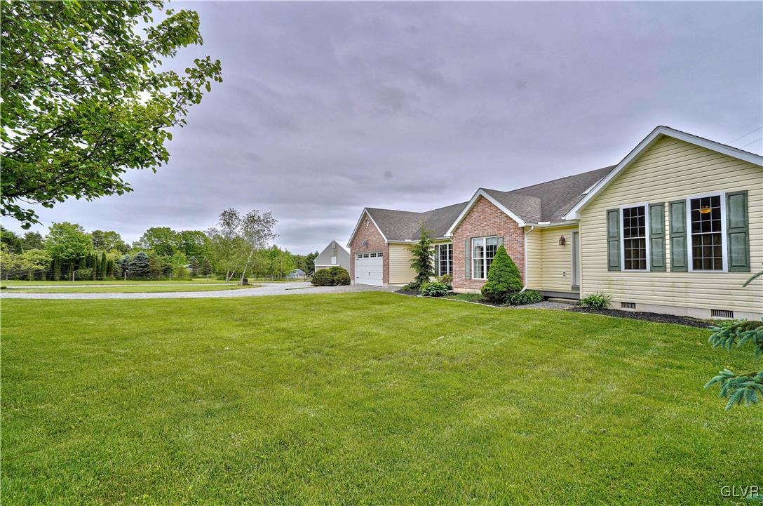 3775 Long Run Road Lehighton, PA 18235 - Photo 3 of 50 Gallery Image 3