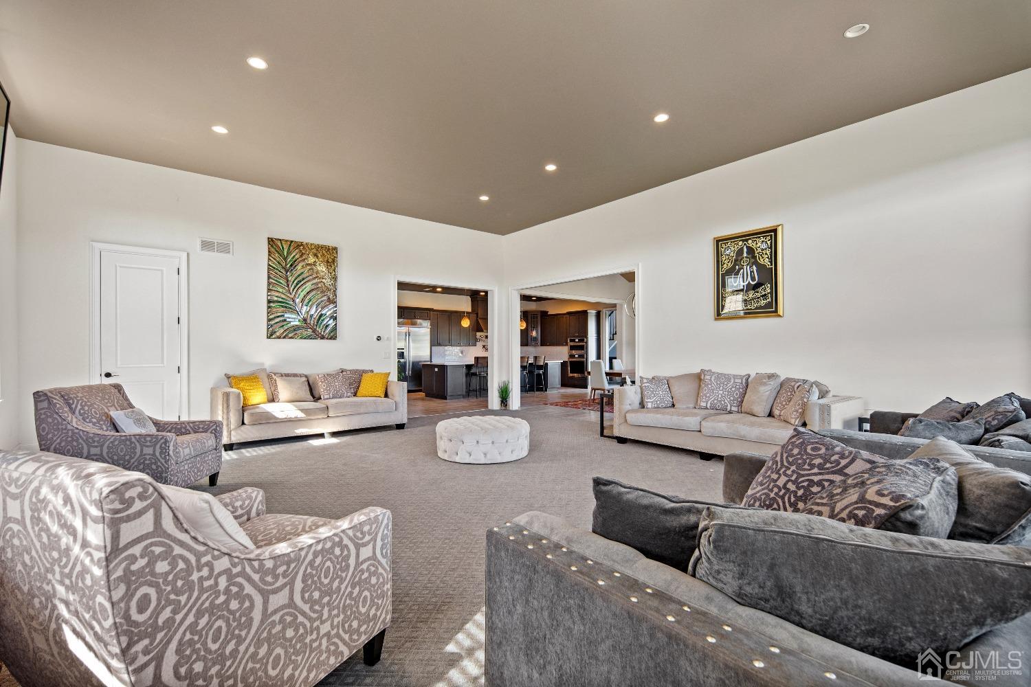 14 Exeter Way Holmdel, NJ 07733 - Photo 16 of 43