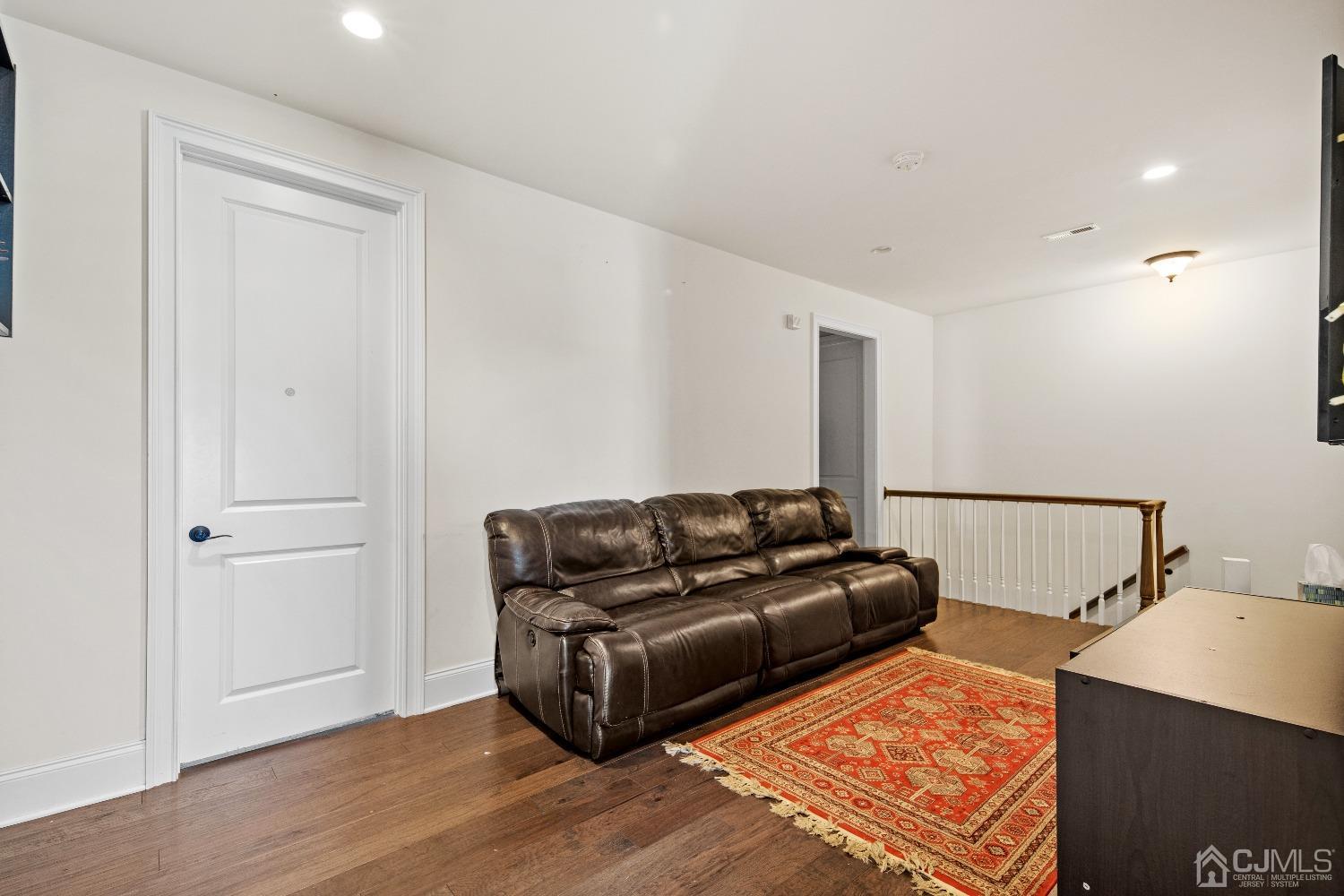 14 Exeter Way Holmdel, NJ 07733 - Photo 24 of 43