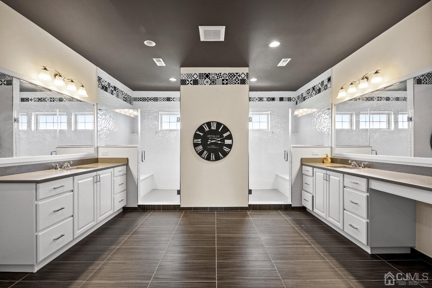 14 Exeter Way Holmdel, NJ 07733 - Photo 30 of 43