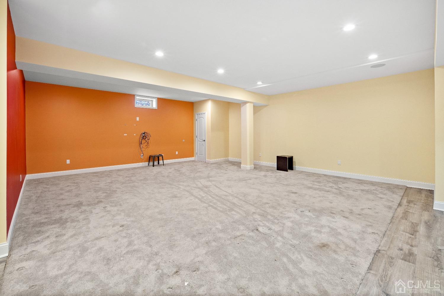 14 Exeter Way Holmdel, NJ 07733 - Photo 33 of 43