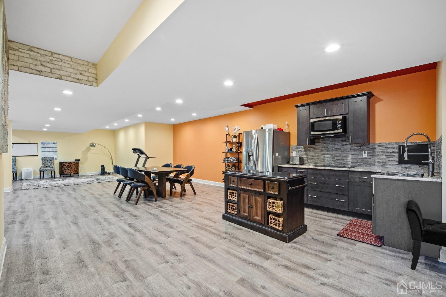 14 Exeter Way Holmdel, NJ 07733 - Photo 35 of 43