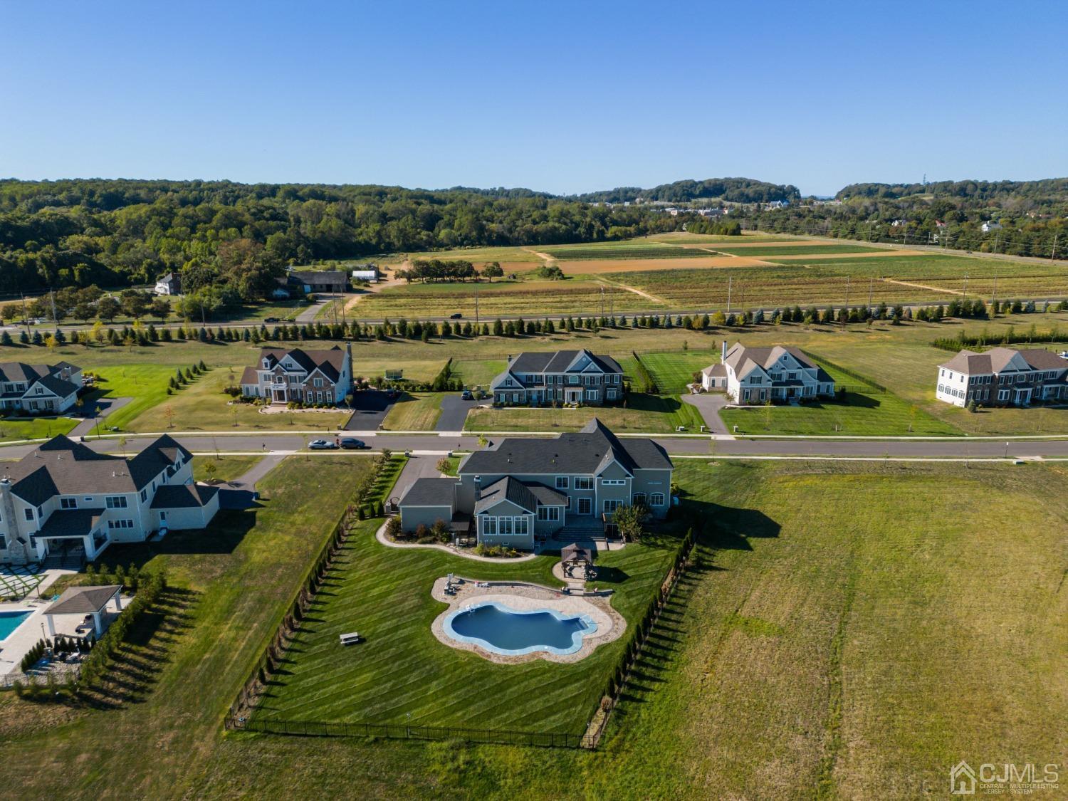 14 Exeter Way Holmdel, NJ 07733 - Photo 9 of 43