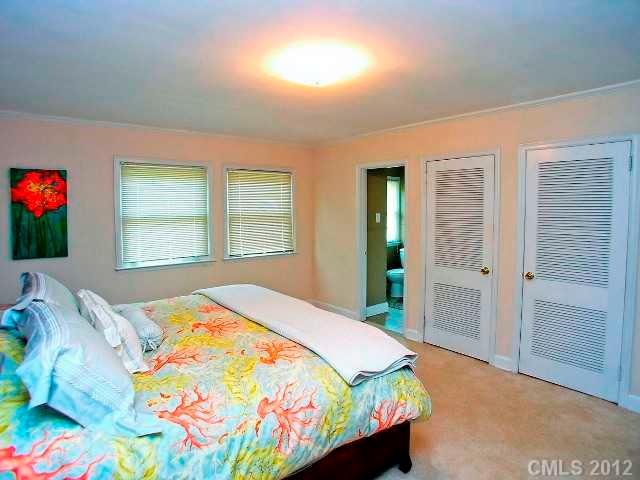 3332 Highview Road Charlotte, NC 28210 - Photo 9 of 16 Gallery Image 9