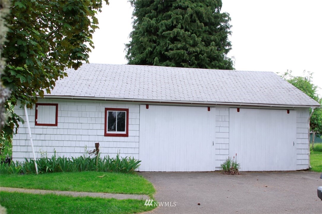 10343 Langworthy Road Southwest Rochester, WA 98579 - Photo 5 of 24