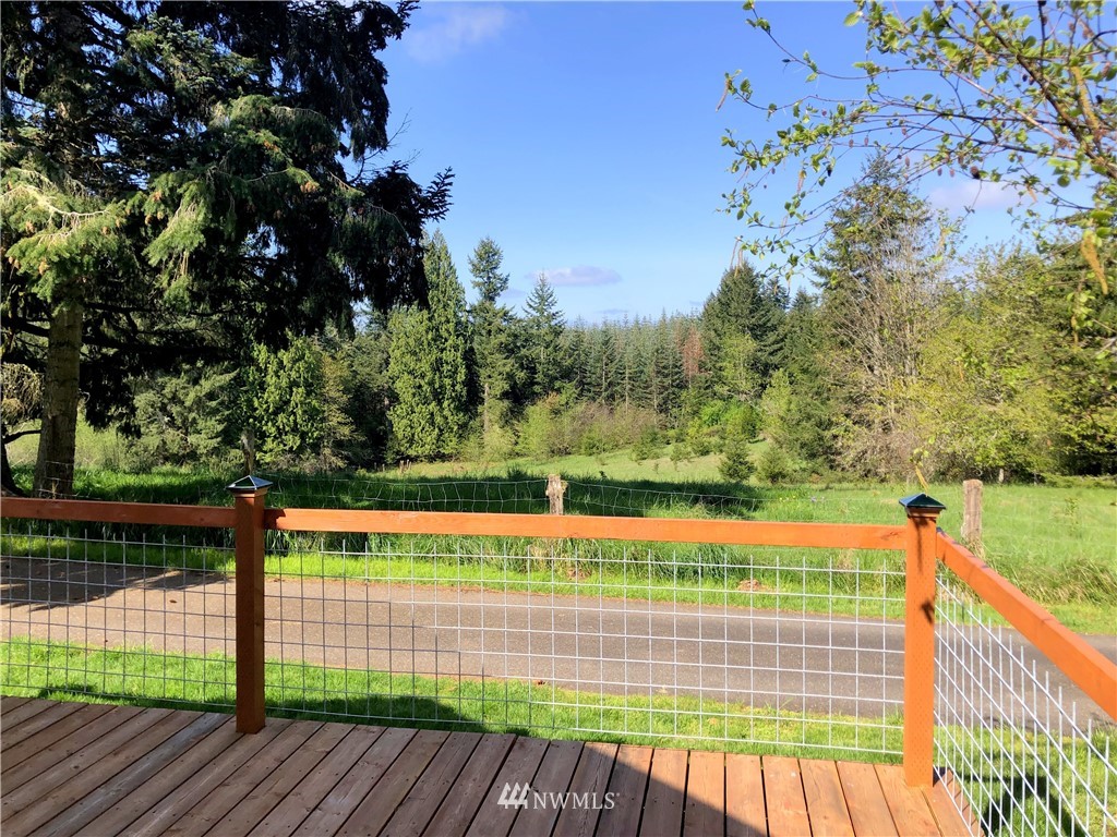 10343 Langworthy Road Southwest Rochester, WA 98579 - Photo 6 of 24
