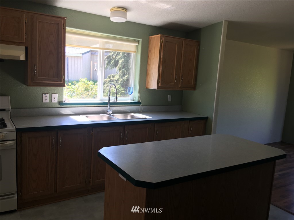 152 Bravo Road Port Angeles, WA 98362 - Photo 7 of 24