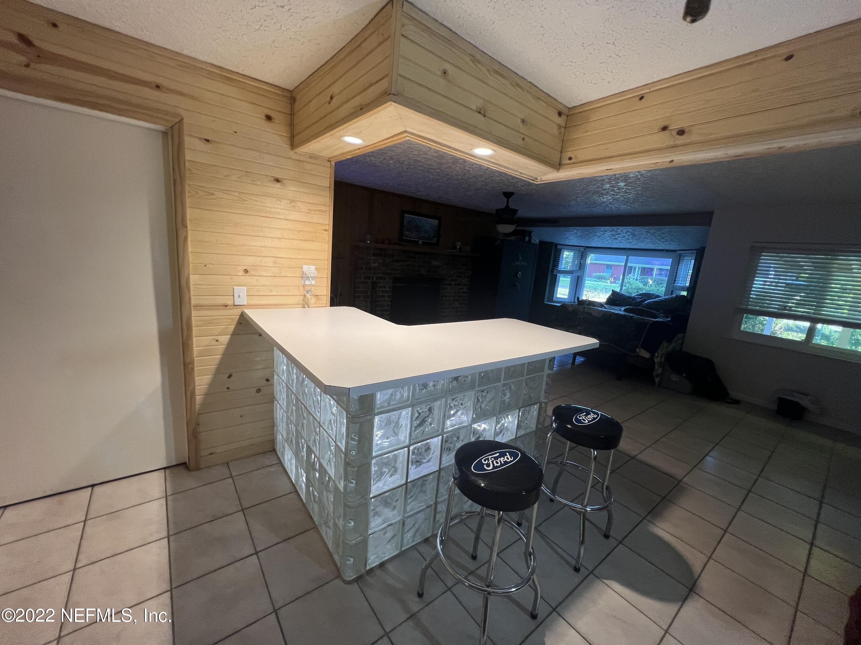 3410 Raulerson Road St. Augustine, FL 32092 - Photo 7 of 21 Breakfast Bar