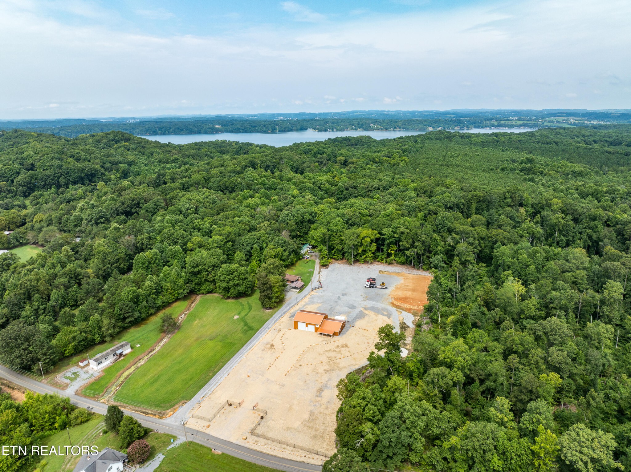 985 Swannsylvania Road Dandridge, TN 37725 - Photo 51 of 52 Gallery Image 51