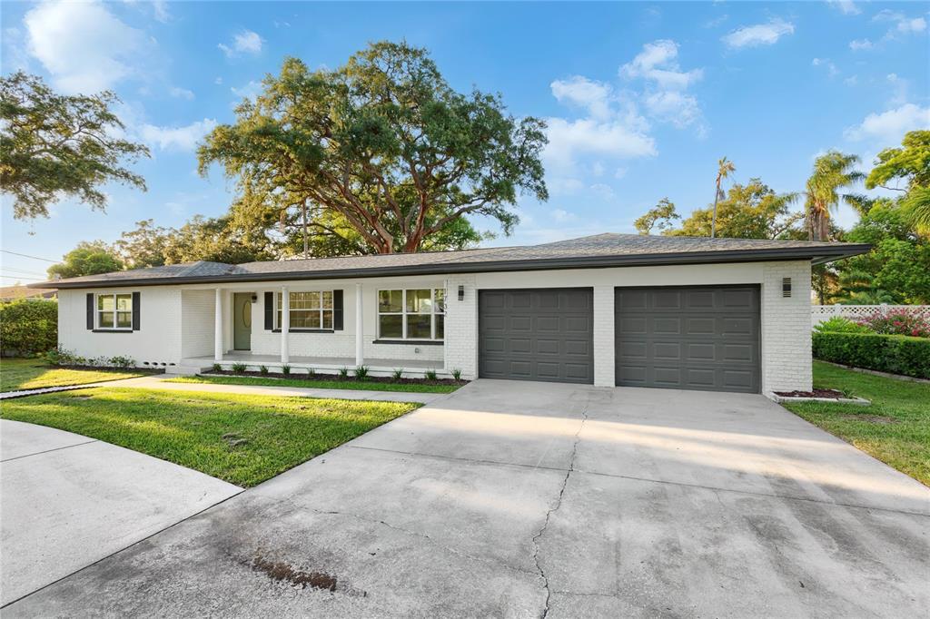 1732 Lakeview Road Clearwater, FL 33756 - Photo 1 of 38 Gallery Image 1