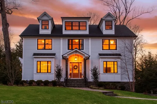 $3,050,000 | 25 Greenwood Avenue, Chatham, NJ 07928