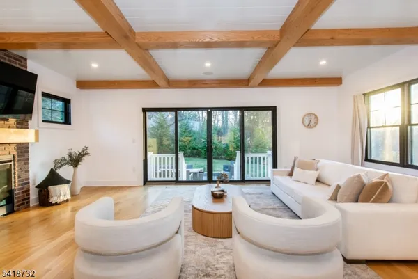 $3,050,000 | 25 Greenwood Avenue, Chatham, NJ 07928