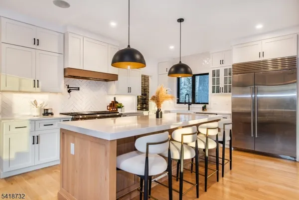 $3,050,000 | 25 Greenwood Avenue, Chatham, NJ 07928