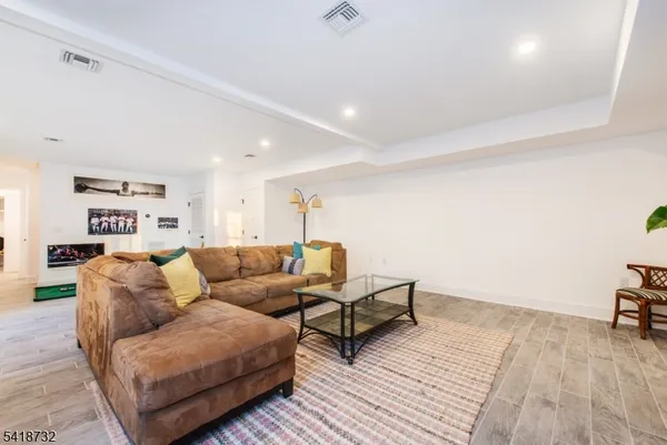 $3,050,000 | 25 Greenwood Avenue, Chatham, NJ 07928