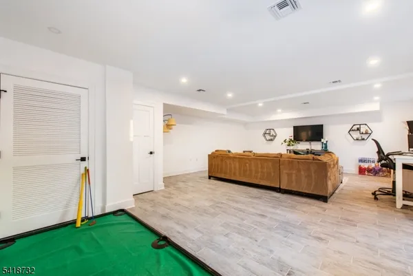 $3,050,000 | 25 Greenwood Avenue, Chatham, NJ 07928