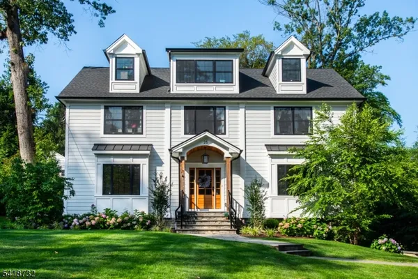 $3,050,000 | 25 Greenwood Avenue, Chatham, NJ 07928